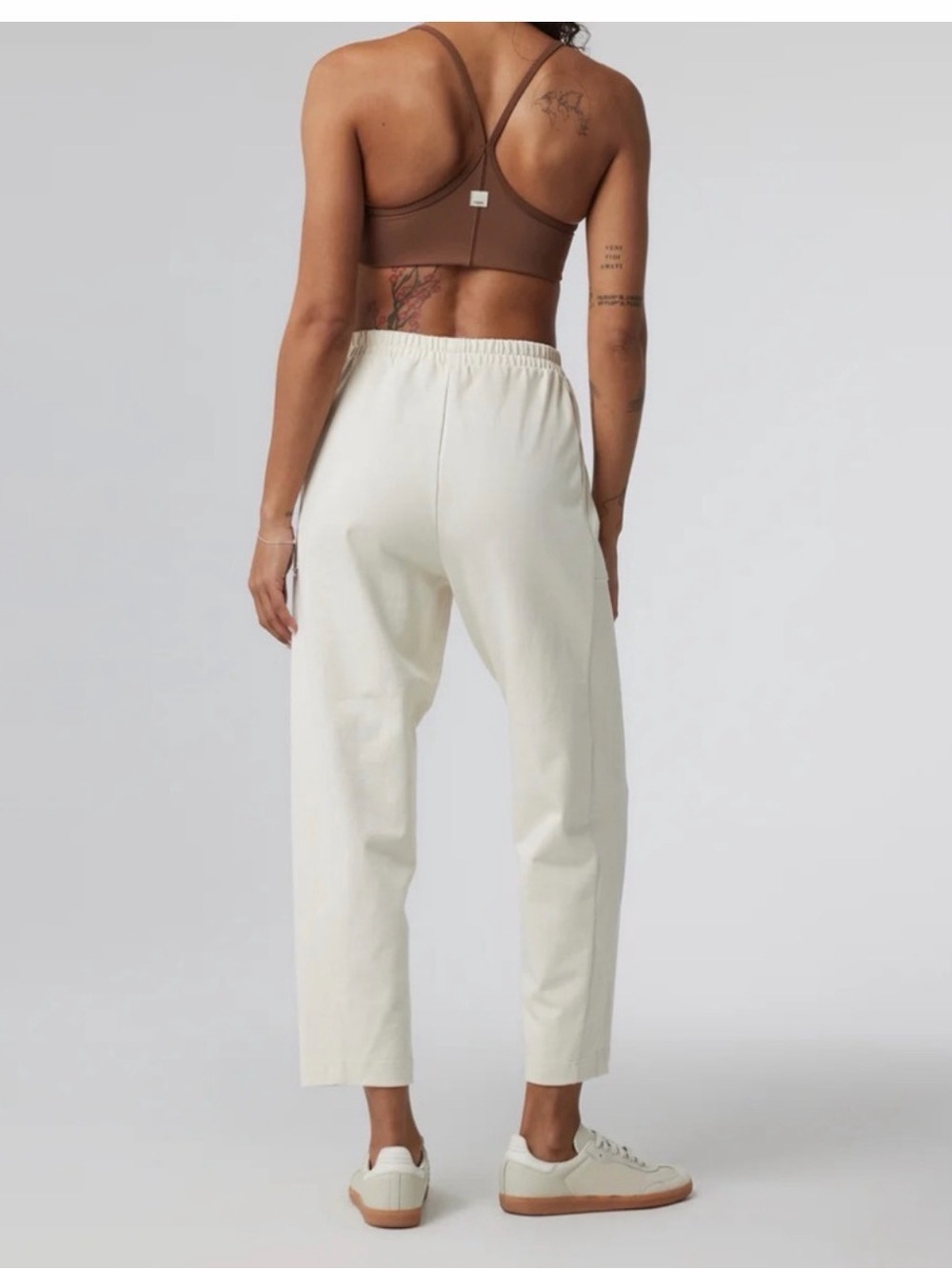 Vuori Mackenzie Pant in Natural - Picture 4 of 8